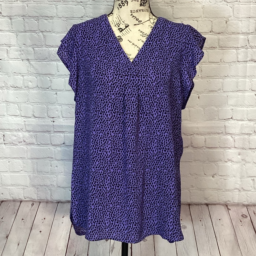 400. Apt 9 - Kohl’s Purple & Black Animal Print V-Neck Sleeveless Blouse